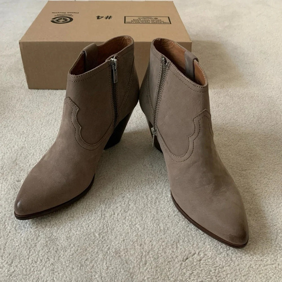 FRYE Allister Smock Ankle Bootie Gray, 8.5 (brownish gray) NEW - Picture 13 of 16